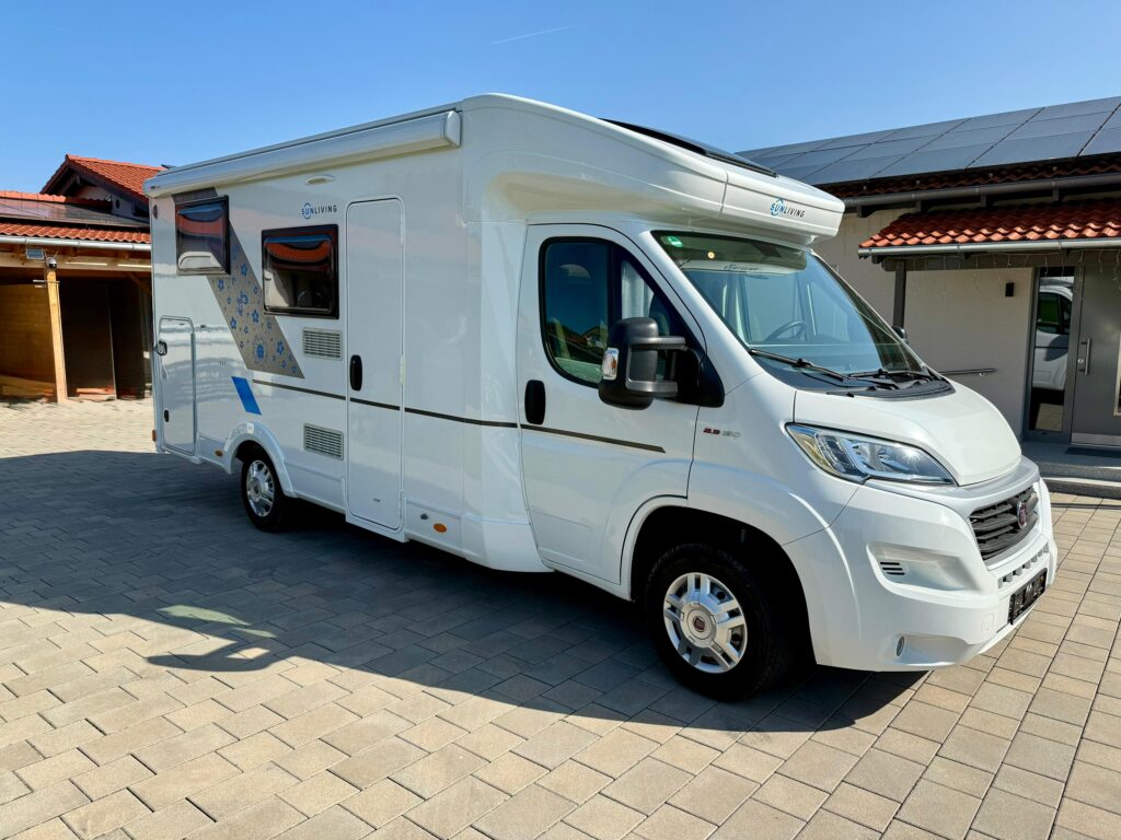 adria sun living aussen