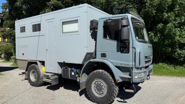 expeditionsfahrzeug aussenansicht